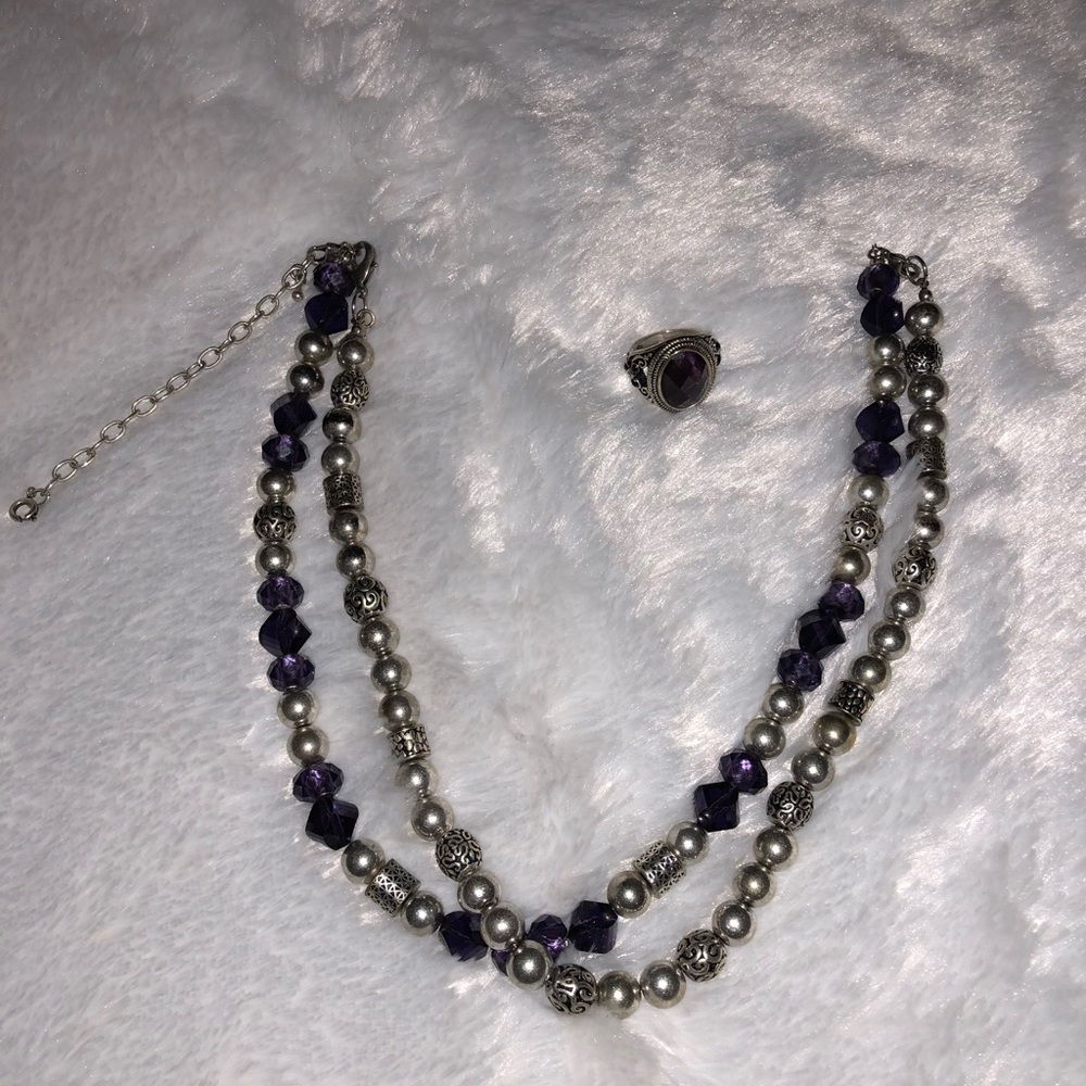 Premier Designs Purple necklace & ring
